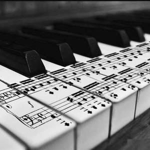 Meet your Posher, Derrick